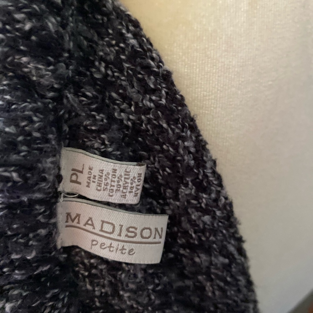 LP Ruffled Cardigan by Madison. - Picture 2 of 3